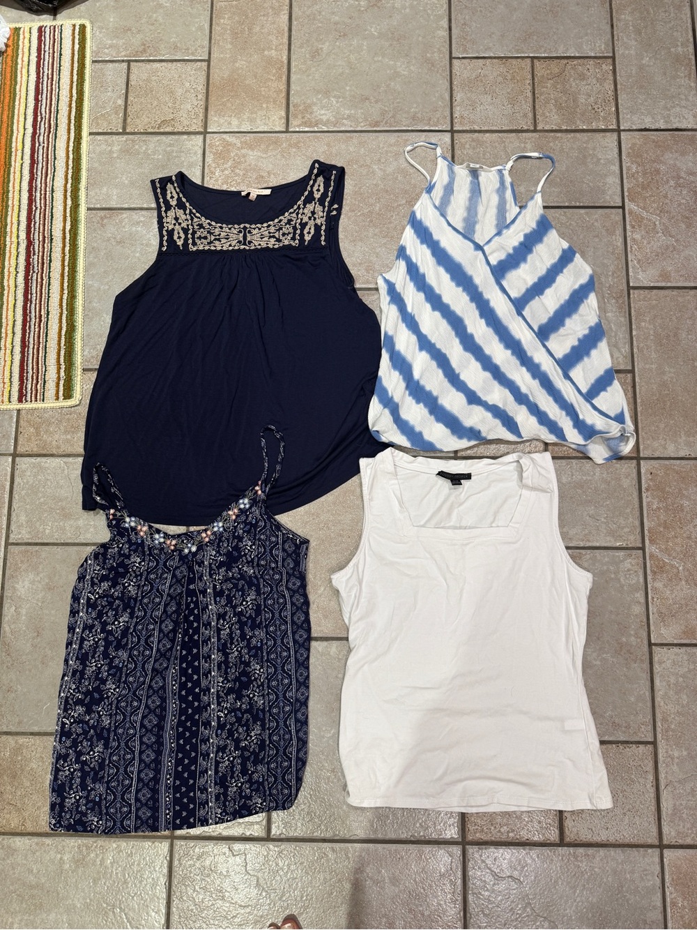 4 medium tank clothing lot- size medium. Stitch fix and Boston Proper